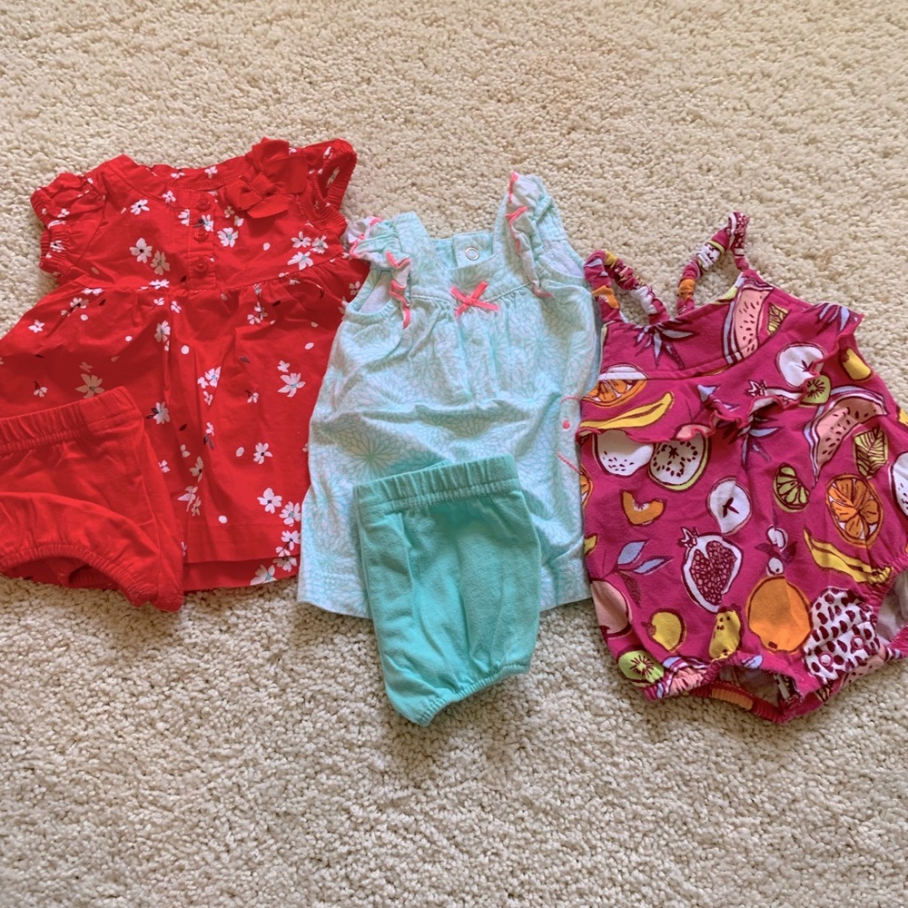 Bundle of 3 newborn outfits